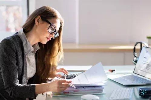 Negocios exentos de VeriFactu por usar SII, TicketBAI o facturación manual en papel